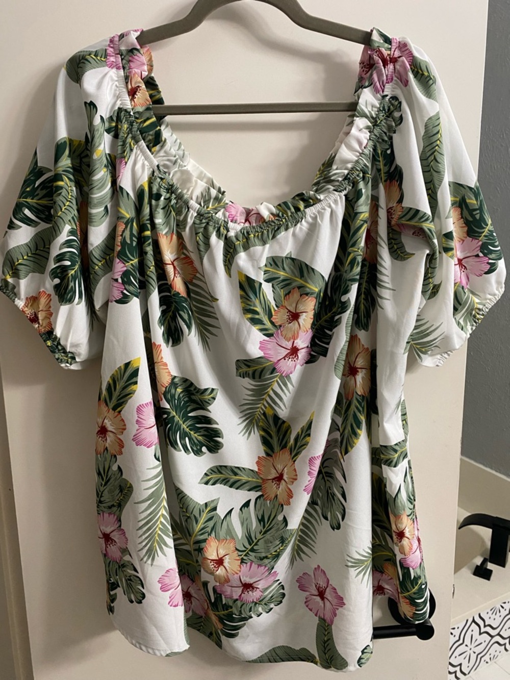 BloomChic Cream Floral On or Off-Shoulder Top Tropical Peasant 22-24 3X Boho